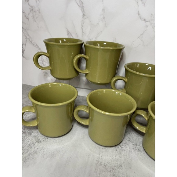 Vintage 7 Franciscan Earthenware Pebble Beach Tea Coffee Cup Avocado Green MCM - Picture 2 of 8